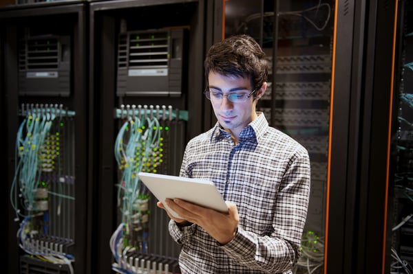 ALL_IT_tech_man_bluewash_rgb_150